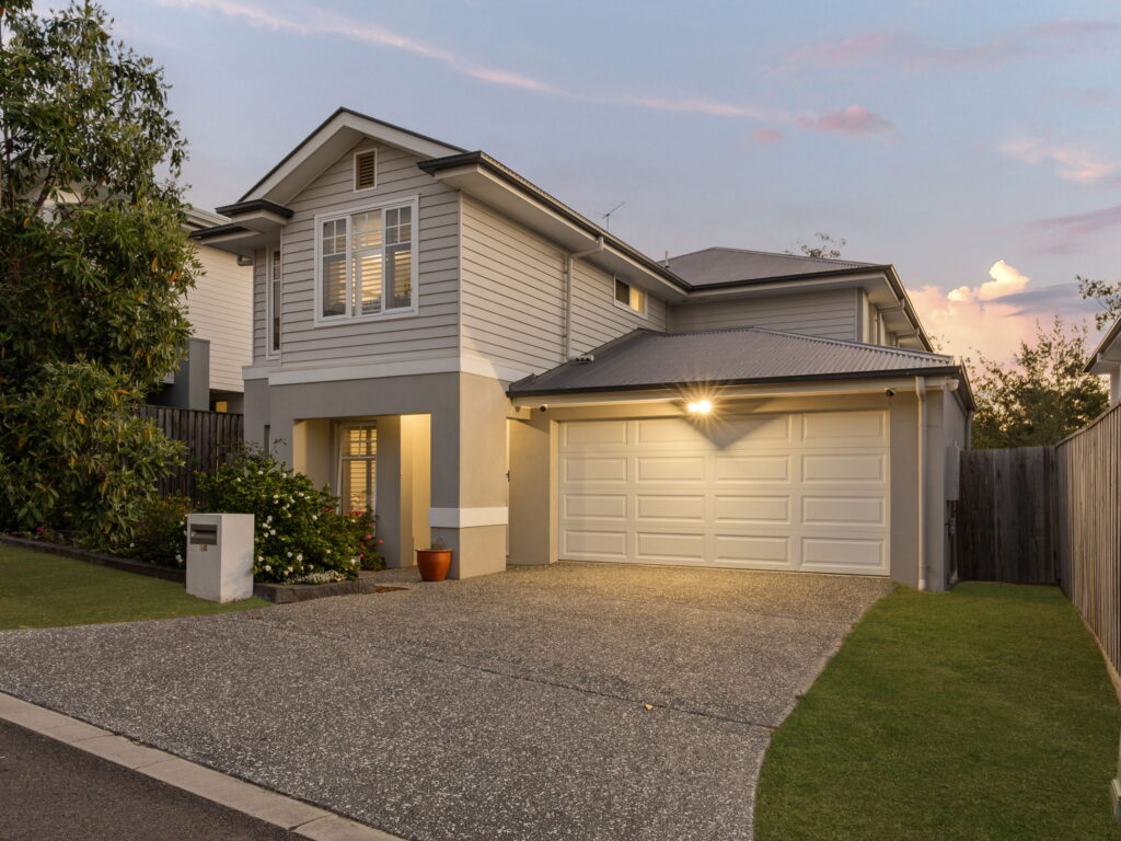 10 Catherine Street, Augustine Heights, QLD 4300