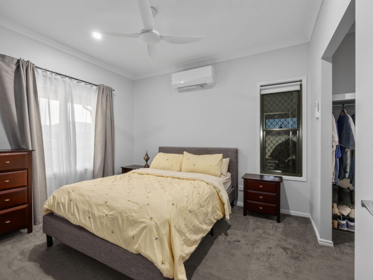 48 Grand Canyon Drive, Springfield Lakes, QLD 4300