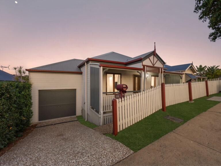 48 Grand Canyon Drive, Springfield Lakes, QLD 4300