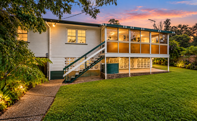 Ferny Hills QLD 4055 R2-5268536