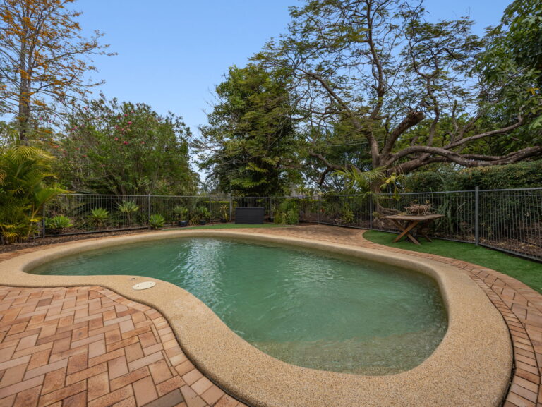 40 Islandview Street, Barellan Point, QLD 4306