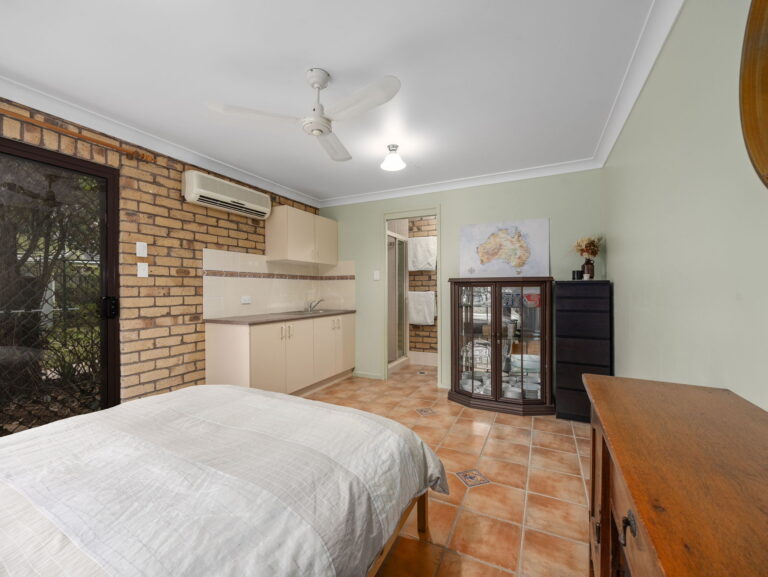 40 Islandview Street, Barellan Point, QLD 4306