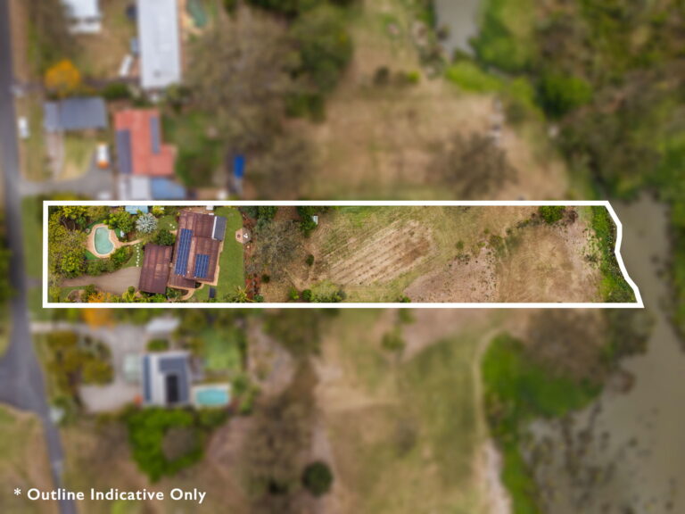 40 Islandview Street, Barellan Point, QLD 4306