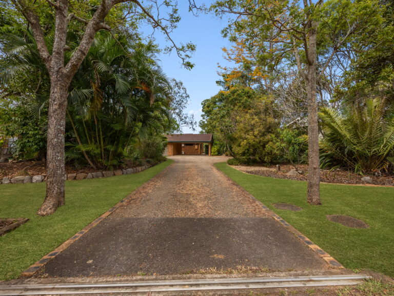40 Islandview Street, Barellan Point, QLD 4306