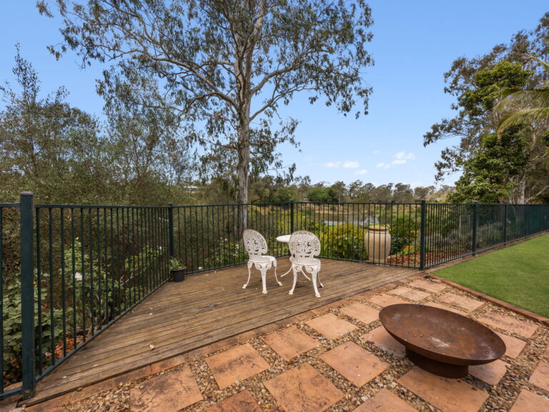 40 Islandview Street, Barellan Point, QLD 4306
