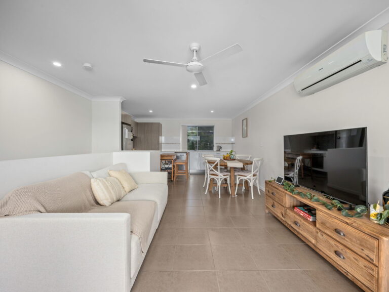 17/84 The Promenade, Springfield Lakes, QLD 4300
