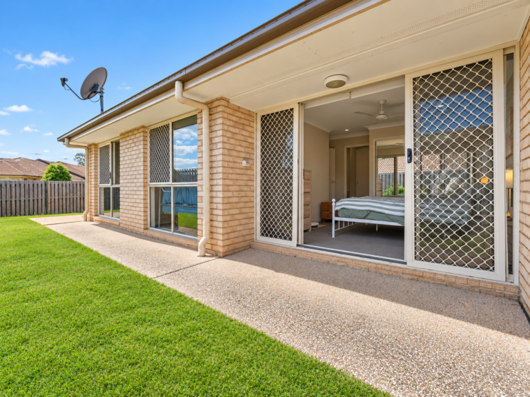 40/8 Rosegum Place, Redbank Plains, QLD 4301
