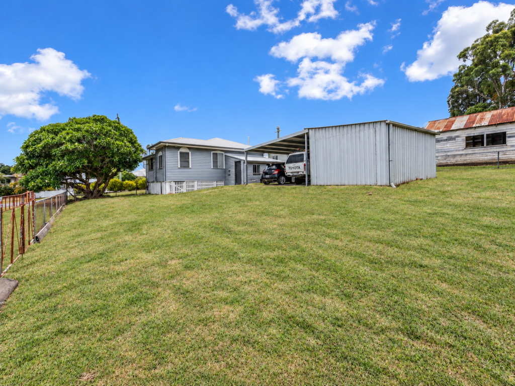 26 North Station Road, North Booval, QLD 4304