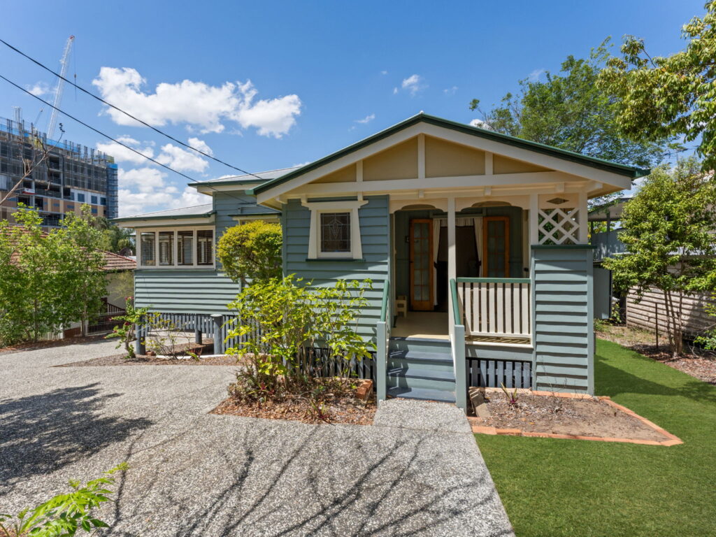 4 Kallara Avenue, Ipswich, QLD 4305
