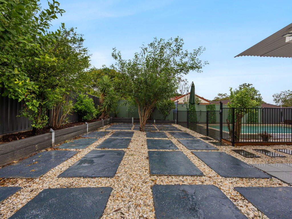 13 Hermitage Place, Forest Lake, QLD 4078