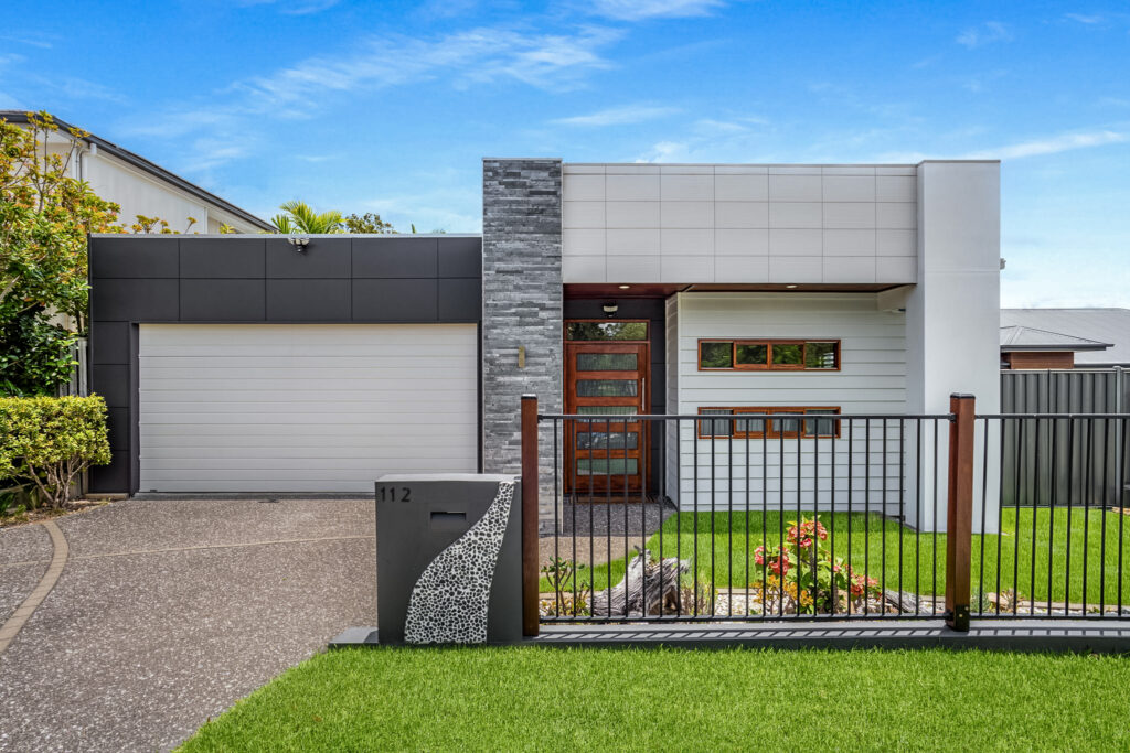 112 Valentine Circuit, Augustine Heights, QLD 4300