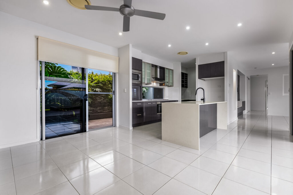 112 Valentine Circuit, Augustine Heights, QLD 4300