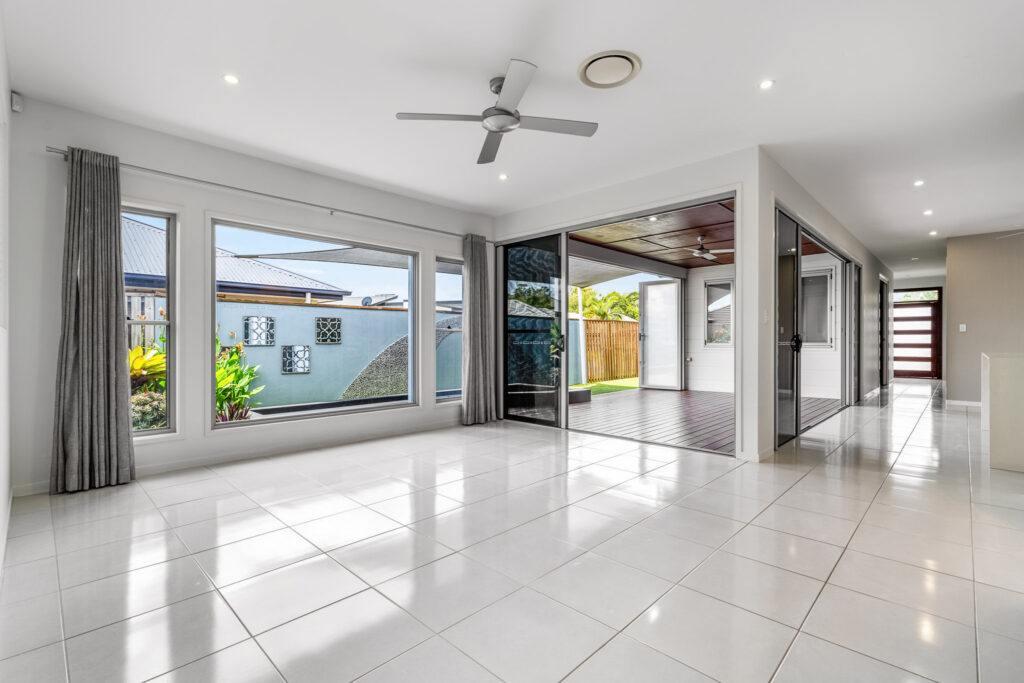 112 Valentine Circuit, Augustine Heights, QLD 4300