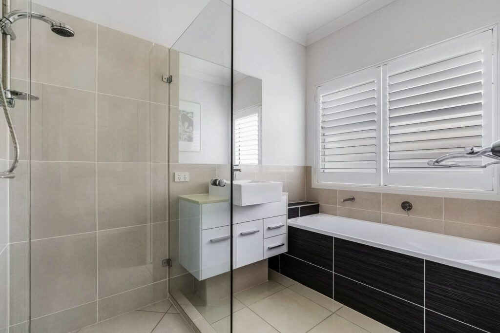 112 Valentine Circuit, Augustine Heights, QLD 4300