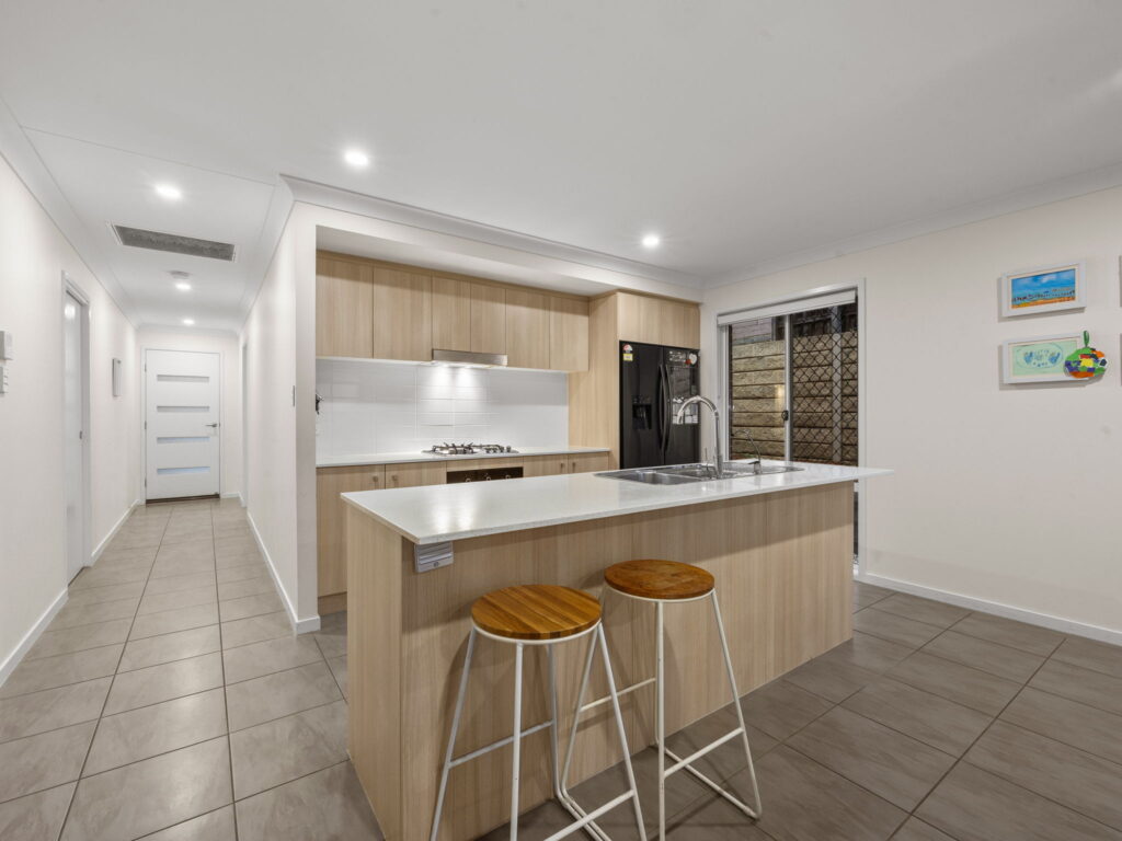 3 Mellor Street, Augustine Heights, QLD 4300