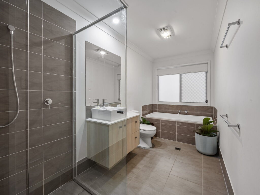 3 Mellor Street, Augustine Heights, QLD 4300
