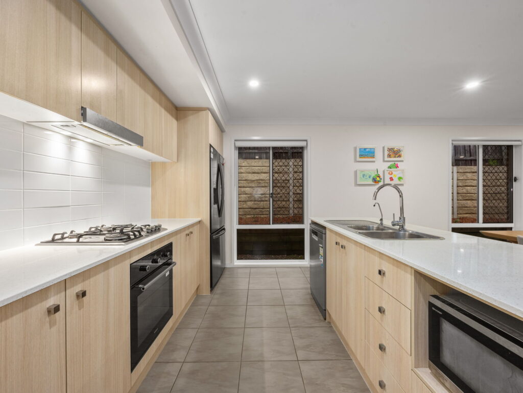 3 Mellor Street, Augustine Heights, QLD 4300