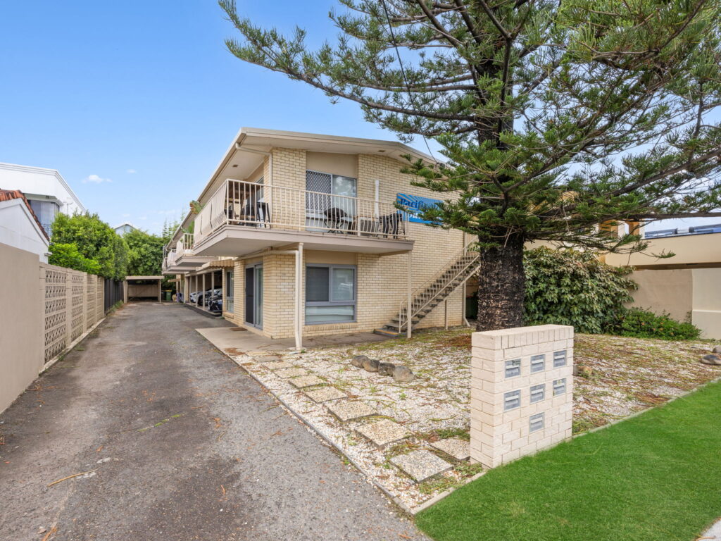 1/22 Alfred Street, Mermaid Beach, QLD 4218