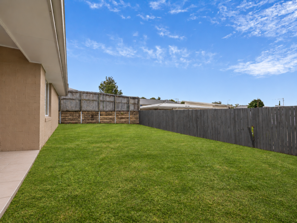 15 Morris Crescent, Bellbird Park, QLD 4300