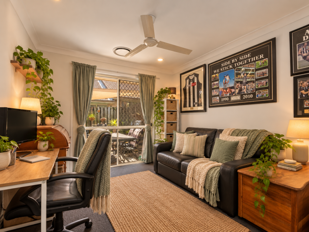 20/8 Rosegum Place, Redbank Plains, QLD 4301