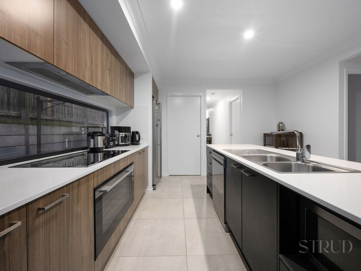 31 Bethanga Way, Spring Mountain QLD 4300, Spring Mountain - Thumbnail 4