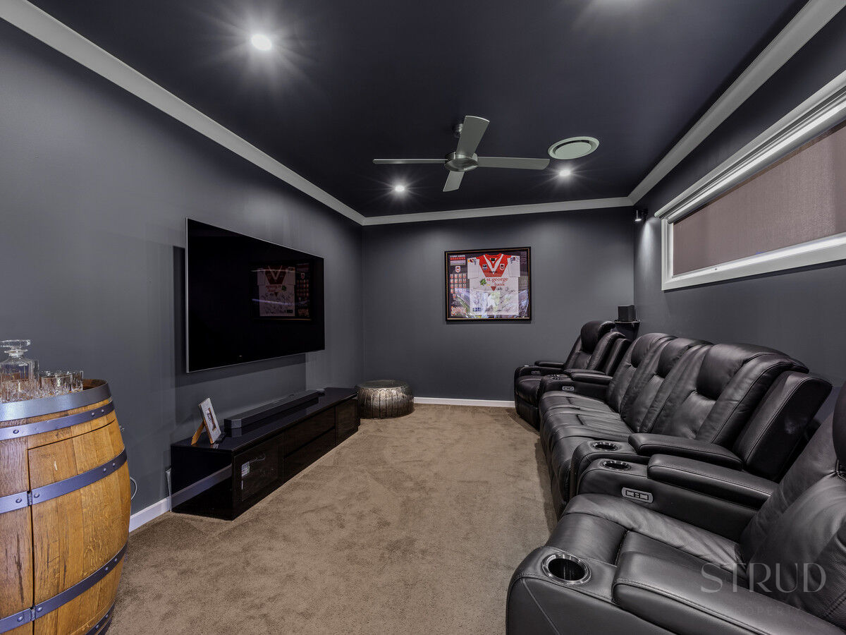 eyJ0eXAiOiJKV1QiLCJhbGciOiJIUzI1NiJ9.eyJzdGciOltbMTYsImh0dHBzOi8vYXUtY3JtLmNkbnMucmV4c29mdHdhcmUuY29tL2FwcC9saXZlc3RvcmUvYWNjb3VudHMvMzg2NC9saXN0aW5ncy80Mjg2MzU2L2ltYWdlcy8xNS1wcmludC05LWNhbGFkZW5pYV8zMTlhLWFiMjEtYmYwMy1lMWJhLWFjNjYtYjJjYS0yOThhLTAzNGFfMjAyNDA5MjYxMjE0NDguanBnIiwxXSxbMTYsImh0dHBzOi8vYXUtY3JtLmNkbnMucmV4c29mdHdhcmUuY29tL2FwcC9saXZlc3RvcmUvYWNjb3VudHMvMzg2NC93YXRlcm1hcmtzLzUwNy9pbWFnZXMvU3RydWQtV2hpdGVfZTFhNi0zYWY2LWVhYzEtYzUwNC1jOTExLWM1ZmEtZGNhMi1lMWJhXzIwMjIwNTIwMDExNzI1LnBuZyIsMV0sWzgsMjVdLFsxMixudWxsLDAuMDksMl0sWzYsImJvdHRvbS1yaWdodCIsMjUsMjVdXSwiaXNzIjoiNTFjZWJlMTItMTUzYy0xMWU5LTk4YTYtNmU0YTY3YzRmYTg3In0