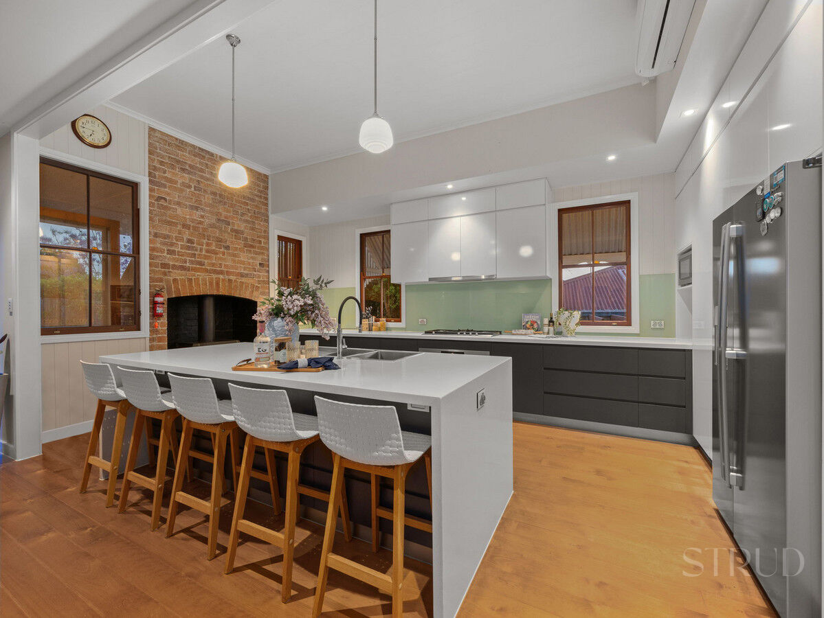 eyJ0eXAiOiJKV1QiLCJhbGciOiJIUzI1NiJ9.eyJzdGciOltbMTYsImh0dHBzOi8vYXUtY3JtLmNkbnMucmV4c29mdHdhcmUuY29tL2FwcC9saXZlc3RvcmUvYWNjb3VudHMvMzg2NC9saXN0aW5ncy80NzEwMzc5L2ltYWdlcy8yNi13ZWItb3ItbWxzLTE0LWhlcl9iMDI0LTI4OTAtZGI2ZC0zNGIzLWM3ODYtMTljOS03NTk4LWYwODdfMjAyNTEwMjQxMDIzMTIuanBnIiwxXSxbMTYsImh0dHBzOi8vYXUtY3JtLmNkbnMucmV4c29mdHdhcmUuY29tL2FwcC9saXZlc3RvcmUvYWNjb3VudHMvMzg2NC93YXRlcm1hcmtzLzUwNy9pbWFnZXMvU3RydWQtV2hpdGVfZTFhNi0zYWY2LWVhYzEtYzUwNC1jOTExLWM1ZmEtZGNhMi1lMWJhXzIwMjIwNTIwMDExNzI1LnBuZyIsMV0sWzgsMjVdLFsxMixudWxsLDAuMDksMl0sWzYsImJvdHRvbS1yaWdodCIsMjUsMjVdXSwiaXNzIjoiNTFjZWJlMTItMTUzYy0xMWU5LTk4YTYtNmU0YTY3YzRmYTg3In0