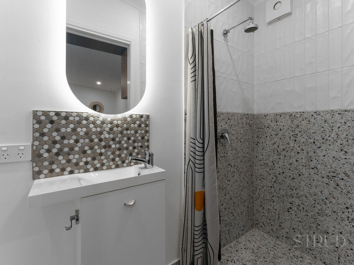 eyJ0eXAiOiJKV1QiLCJhbGciOiJIUzI1NiJ9.eyJzdGciOltbMTYsImh0dHBzOi8vYXUtY3JtLmNkbnMucmV4c29mdHdhcmUuY29tL2FwcC9saXZlc3RvcmUvYWNjb3VudHMvMzg2NC9saXN0aW5ncy80NjY0NTY3L2ltYWdlcy8yOC13ZWItb3ItbWxzLTgzLWRhcl82OTc3LThlODItYzdkNy1kZDQ4LWM3YmQtNmU5My04NzE5LThjOWZfMjAyNTExMDQxMjIzNDQuanBnIiwxXSxbMTYsImh0dHBzOi8vYXUtY3JtLmNkbnMucmV4c29mdHdhcmUuY29tL2FwcC9saXZlc3RvcmUvYWNjb3VudHMvMzg2NC93YXRlcm1hcmtzLzUwNy9pbWFnZXMvU3RydWQtV2hpdGVfZTFhNi0zYWY2LWVhYzEtYzUwNC1jOTExLWM1ZmEtZGNhMi1lMWJhXzIwMjIwNTIwMDExNzI1LnBuZyIsMV0sWzgsMjVdLFsxMixudWxsLDAuMDksMl0sWzYsImJvdHRvbS1yaWdodCIsMjUsMjVdXSwiaXNzIjoiNTFjZWJlMTItMTUzYy0xMWU5LTk4YTYtNmU0YTY3YzRmYTg3In0