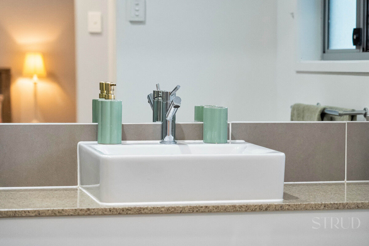 eyJ0eXAiOiJKV1QiLCJhbGciOiJIUzI1NiJ9.eyJzdGciOltbMTYsImh0dHBzOi8vYXUtY3JtLmNkbnMucmV4c29mdHdhcmUuY29tL2FwcC9saXZlc3RvcmUvYWNjb3VudHMvMzg2NC9saXN0aW5ncy80ODcyNjgyL2ltYWdlcy8zMy1BZmZpbml0eS1XeV9IUi03XzA2N2QtNWM5Yy03N2NjLWJiZDQtZDIyMS0yMTA3LWQ4YmItOTMwYV8yMDI2MDEyMjA1MzIzNS5qcGciLDFdLFsxNiwiaHR0cHM6Ly9hdS1jcm0uY2Rucy5yZXhzb2Z0d2FyZS5jb20vYXBwL2xpdmVzdG9yZS9hY2NvdW50cy8zODY0L3dhdGVybWFya3MvNTA3L2ltYWdlcy9TdHJ1ZC1XaGl0ZV9lMWE2LTNhZjYtZWFjMS1jNTA0LWM5MTEtYzVmYS1kY2EyLWUxYmFfMjAyMjA1MjAwMTE3MjUucG5nIiwxXSxbOCwyNV0sWzEyLG51bGwsMC4wOSwyXSxbNiwiYm90dG9tLXJpZ2h0IiwyNSwyNV1dLCJpc3MiOiI1MWNlYmUxMi0xNTNjLTExZTktOThhNi02ZTRhNjdjNGZhODcifQ