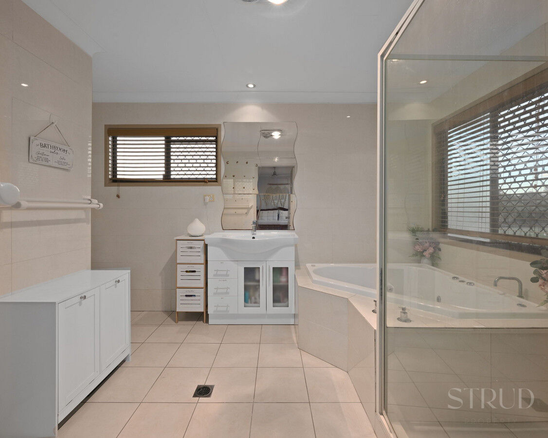 eyJ0eXAiOiJKV1QiLCJhbGciOiJIUzI1NiJ9.eyJzdGciOltbMTYsImh0dHBzOi8vYXUtY3JtLmNkbnMucmV4c29mdHdhcmUuY29tL2FwcC9saXZlc3RvcmUvYWNjb3VudHMvMzg2NC9saXN0aW5ncy80ODE0MTU5L2ltYWdlcy8yMy13ZWItb3ItbWxzLTc1LXMtcV82MGEzLTU4ZmItZDMyMi03NzkyLTc4MWQtNTgwNS05MmIwLThhMWZfMjAyNjAxMjExMDE3MjkuanBnIiwxXSxbMTYsImh0dHBzOi8vYXUtY3JtLmNkbnMucmV4c29mdHdhcmUuY29tL2FwcC9saXZlc3RvcmUvYWNjb3VudHMvMzg2NC93YXRlcm1hcmtzLzUwNy9pbWFnZXMvU3RydWQtV2hpdGVfZTFhNi0zYWY2LWVhYzEtYzUwNC1jOTExLWM1ZmEtZGNhMi1lMWJhXzIwMjIwNTIwMDExNzI1LnBuZyIsMV0sWzgsMjVdLFsxMixudWxsLDAuMDksMl0sWzYsImJvdHRvbS1yaWdodCIsMjUsMjVdXSwiaXNzIjoiNTFjZWJlMTItMTUzYy0xMWU5LTk4YTYtNmU0YTY3YzRmYTg3In0