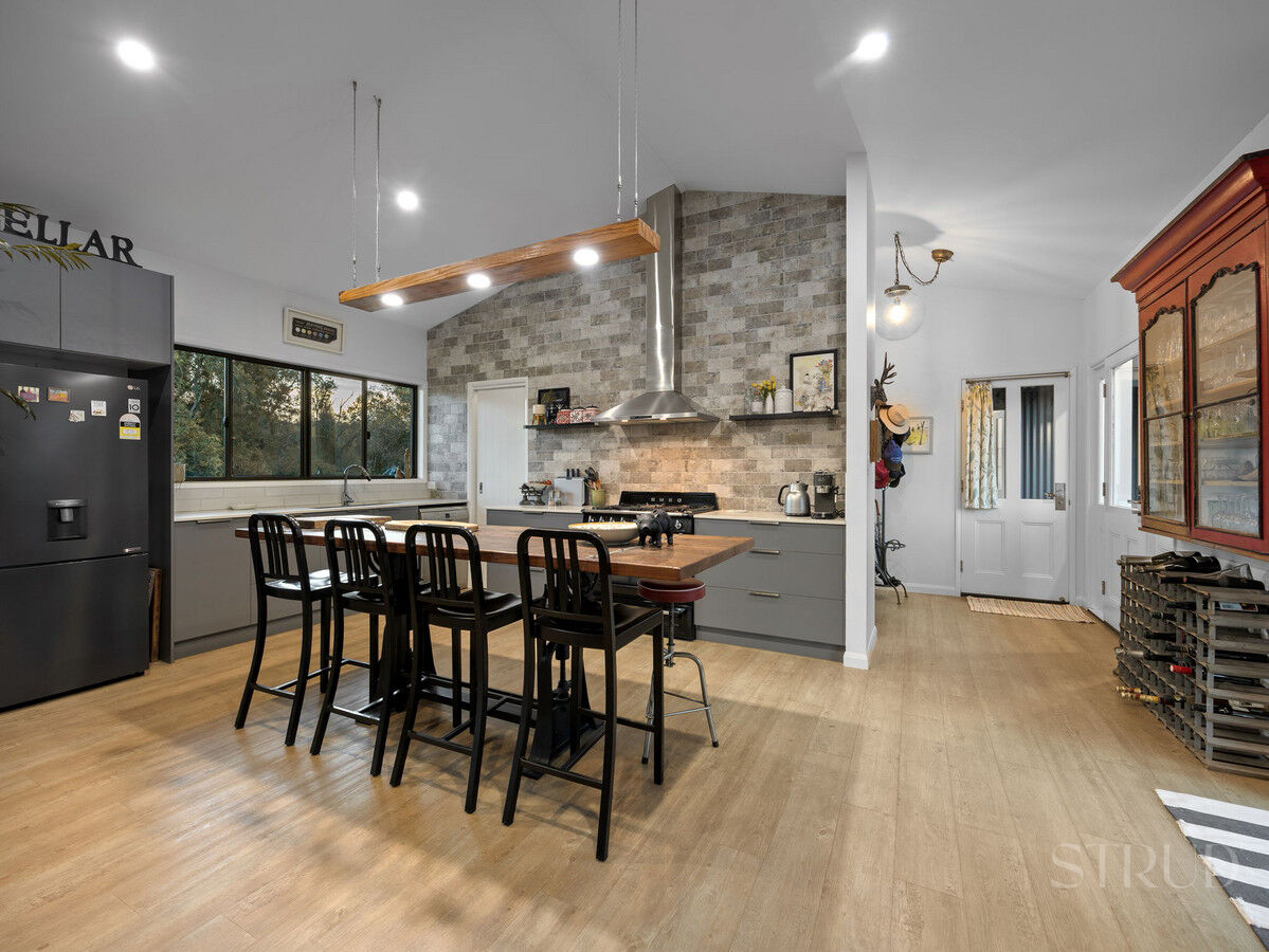 eyJ0eXAiOiJKV1QiLCJhbGciOiJIUzI1NiJ9.eyJzdGciOltbMTYsImh0dHBzOi8vYXUtY3JtLmNkbnMucmV4c29mdHdhcmUuY29tL2FwcC9saXZlc3RvcmUvYWNjb3VudHMvMzg2NC9saXN0aW5ncy80NzU4NTgzL2ltYWdlcy8xNi13ZWItb3ItbWxzLTQ3MS10YV9kZDA3LWY3NjUtM2ZjZS02ZDIzLTg5ZmUtZTg1MC1lYjJiLTQ0MDVfMjAyNTExMDkxMTA4MjEuanBnIiwxXSxbMTYsImh0dHBzOi8vYXUtY3JtLmNkbnMucmV4c29mdHdhcmUuY29tL2FwcC9saXZlc3RvcmUvYWNjb3VudHMvMzg2NC93YXRlcm1hcmtzLzUwNy9pbWFnZXMvU3RydWQtV2hpdGVfZTFhNi0zYWY2LWVhYzEtYzUwNC1jOTExLWM1ZmEtZGNhMi1lMWJhXzIwMjIwNTIwMDExNzI1LnBuZyIsMV0sWzgsMjVdLFsxMixudWxsLDAuMDksMl0sWzYsImJvdHRvbS1yaWdodCIsMjUsMjVdXSwiaXNzIjoiNTFjZWJlMTItMTUzYy0xMWU5LTk4YTYtNmU0YTY3YzRmYTg3In0