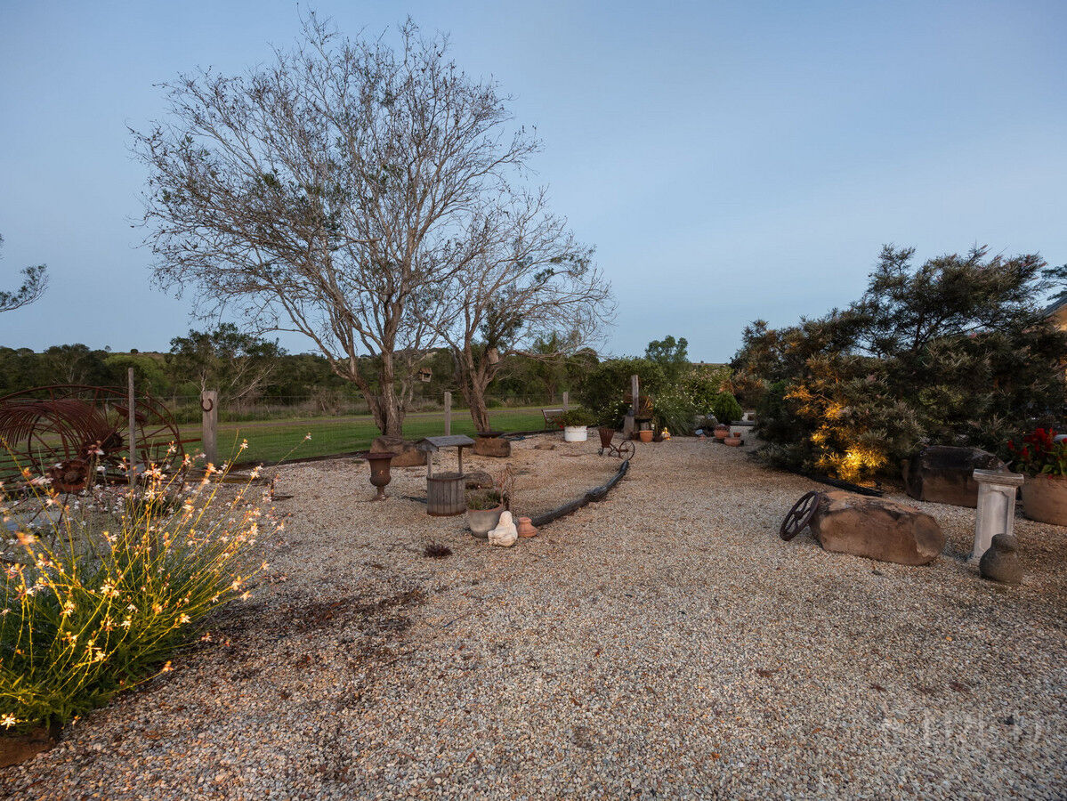 eyJ0eXAiOiJKV1QiLCJhbGciOiJIUzI1NiJ9.eyJzdGciOltbMTYsImh0dHBzOi8vYXUtY3JtLmNkbnMucmV4c29mdHdhcmUuY29tL2FwcC9saXZlc3RvcmUvYWNjb3VudHMvMzg2NC9saXN0aW5ncy80NzU4NTgzL2ltYWdlcy82LXdlYi1vci1tbHMtNDcxLXRhbF9jZjYwLTEzOGYtODFiMS1hOWI2LTY1MmUtOGMyNC0wNDY2LTk4NGJfMjAyNTExMDkxMTA4MDcuanBnIiwxXSxbMTYsImh0dHBzOi8vYXUtY3JtLmNkbnMucmV4c29mdHdhcmUuY29tL2FwcC9saXZlc3RvcmUvYWNjb3VudHMvMzg2NC93YXRlcm1hcmtzLzUwNy9pbWFnZXMvU3RydWQtV2hpdGVfZTFhNi0zYWY2LWVhYzEtYzUwNC1jOTExLWM1ZmEtZGNhMi1lMWJhXzIwMjIwNTIwMDExNzI1LnBuZyIsMV0sWzgsMjVdLFsxMixudWxsLDAuMDksMl0sWzYsImJvdHRvbS1yaWdodCIsMjUsMjVdXSwiaXNzIjoiNTFjZWJlMTItMTUzYy0xMWU5LTk4YTYtNmU0YTY3YzRmYTg3In0