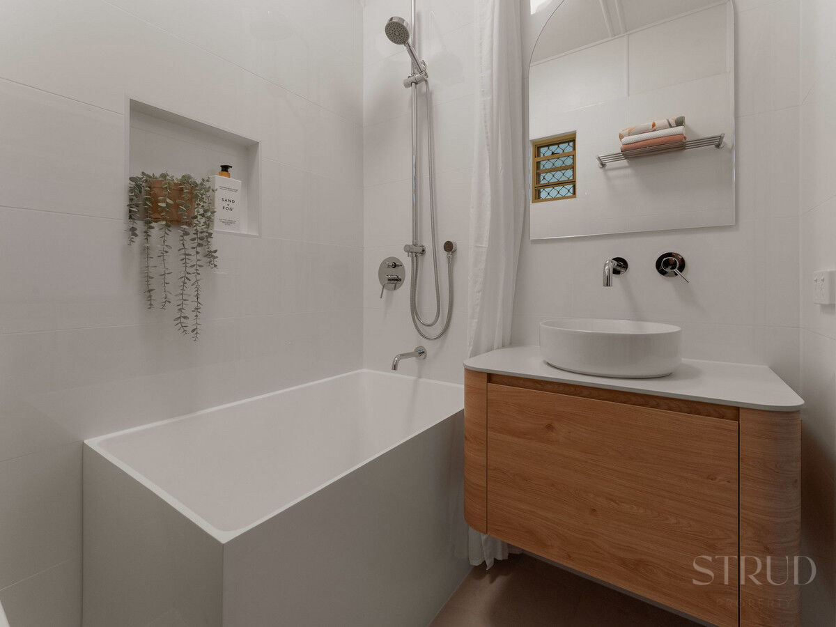 eyJ0eXAiOiJKV1QiLCJhbGciOiJIUzI1NiJ9.eyJzdGciOltbMTYsImh0dHBzOi8vYXUtY3JtLmNkbnMucmV4c29mdHdhcmUuY29tL2FwcC9saXZlc3RvcmUvYWNjb3VudHMvMzg2NC9saXN0aW5ncy80NzY2MjU2L2ltYWdlcy8yMC13ZWItb3ItbWxzLTI4LWdvbV84YzUzLTEwZTQtYjYwNC1kMmM0LWQzYjQtMjk4YS0wNmVmLTZkZjZfMjAyNTExMTIwMjU0MjUuanBnIiwxXSxbMTYsImh0dHBzOi8vYXUtY3JtLmNkbnMucmV4c29mdHdhcmUuY29tL2FwcC9saXZlc3RvcmUvYWNjb3VudHMvMzg2NC93YXRlcm1hcmtzLzUwNy9pbWFnZXMvU3RydWQtV2hpdGVfZTFhNi0zYWY2LWVhYzEtYzUwNC1jOTExLWM1ZmEtZGNhMi1lMWJhXzIwMjIwNTIwMDExNzI1LnBuZyIsMV0sWzgsMjVdLFsxMixudWxsLDAuMDksMl0sWzYsImJvdHRvbS1yaWdodCIsMjUsMjVdXSwiaXNzIjoiNTFjZWJlMTItMTUzYy0xMWU5LTk4YTYtNmU0YTY3YzRmYTg3In0