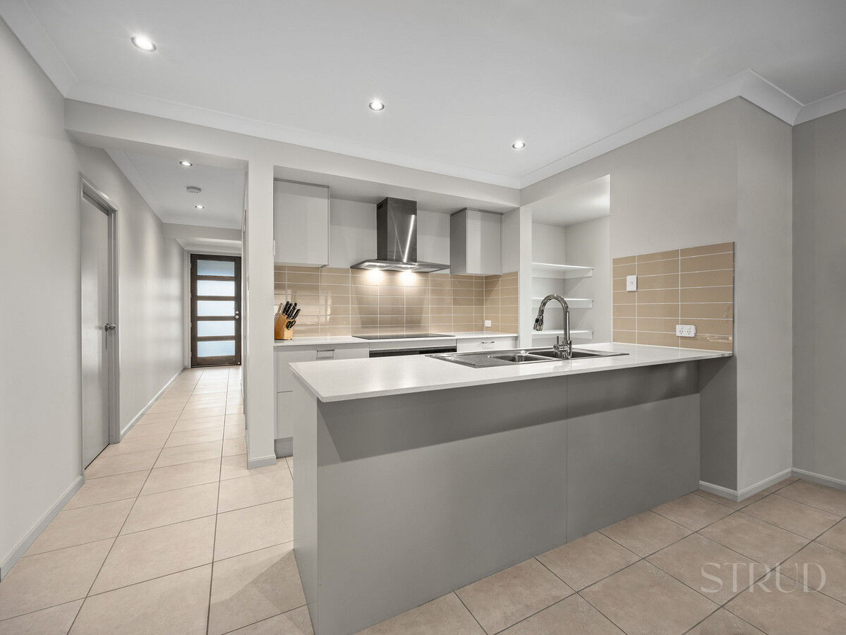 eyJ0eXAiOiJKV1QiLCJhbGciOiJIUzI1NiJ9.eyJzdGciOltbMTYsImh0dHBzOi8vYXUtY3JtLmNkbnMucmV4c29mdHdhcmUuY29tL2FwcC9saXZlc3RvcmUvYWNjb3VudHMvMzg2NC9saXN0aW5ncy80ODcyNjIxL2ltYWdlcy84LXdlYi1vci1tbHMtNi1tb3NzbV8yMzFlLWQ1MGUtNjM3Zi0yZTFlLWIxMDAtYTMzZS0wMTYyLTI2MjRfMjAyNjAyMTExMDQ4MjcuanBnIiwxXSxbMTYsImh0dHBzOi8vYXUtY3JtLmNkbnMucmV4c29mdHdhcmUuY29tL2FwcC9saXZlc3RvcmUvYWNjb3VudHMvMzg2NC93YXRlcm1hcmtzLzUwNy9pbWFnZXMvU3RydWQtV2hpdGVfZTFhNi0zYWY2LWVhYzEtYzUwNC1jOTExLWM1ZmEtZGNhMi1lMWJhXzIwMjIwNTIwMDExNzI1LnBuZyIsMV0sWzgsMjVdLFsxMixudWxsLDAuMDksMl0sWzYsImJvdHRvbS1yaWdodCIsMjUsMjVdXSwiaXNzIjoiNTFjZWJlMTItMTUzYy0xMWU5LTk4YTYtNmU0YTY3YzRmYTg3In0