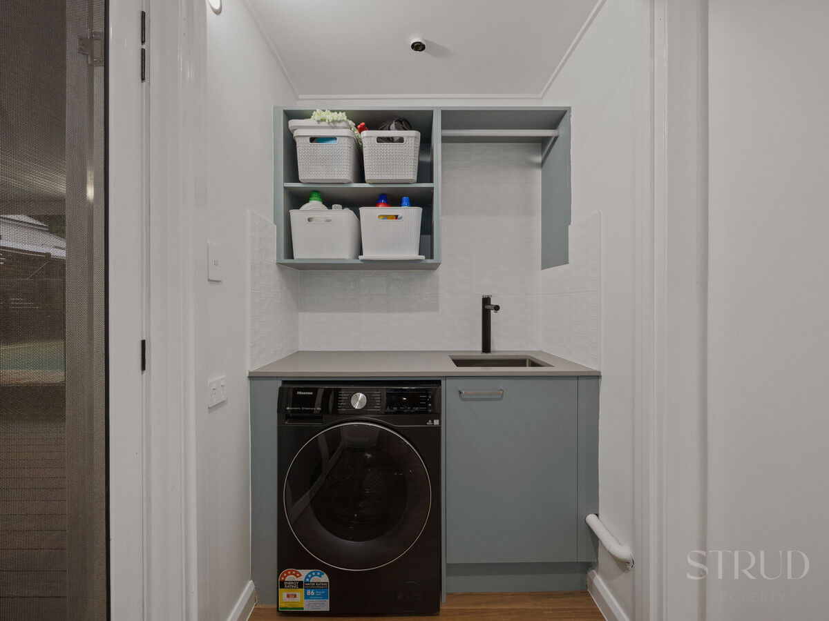 eyJ0eXAiOiJKV1QiLCJhbGciOiJIUzI1NiJ9.eyJzdGciOltbMTYsImh0dHBzOi8vYXUtY3JtLmNkbnMucmV4c29mdHdhcmUuY29tL2FwcC9saXZlc3RvcmUvYWNjb3VudHMvMzg2NC9saXN0aW5ncy80ODk1MDkwL2ltYWdlcy8yNS13ZWItb3ItbWxzLTEzLWJlYV9hMDFhLTYxZmMtY2JjNy00NTA2LTg2MDMtMDE5Mi02ZjNkLTQwMjBfMjAyNjAyMTMwNTE1NTguanBnIiwxXSxbMTYsImh0dHBzOi8vYXUtY3JtLmNkbnMucmV4c29mdHdhcmUuY29tL2FwcC9saXZlc3RvcmUvYWNjb3VudHMvMzg2NC93YXRlcm1hcmtzLzUwNy9pbWFnZXMvU3RydWQtV2hpdGVfZTFhNi0zYWY2LWVhYzEtYzUwNC1jOTExLWM1ZmEtZGNhMi1lMWJhXzIwMjIwNTIwMDExNzI1LnBuZyIsMV0sWzgsMjVdLFsxMixudWxsLDAuMDksMl0sWzYsImJvdHRvbS1yaWdodCIsMjUsMjVdXSwiaXNzIjoiNTFjZWJlMTItMTUzYy0xMWU5LTk4YTYtNmU0YTY3YzRmYTg3In0