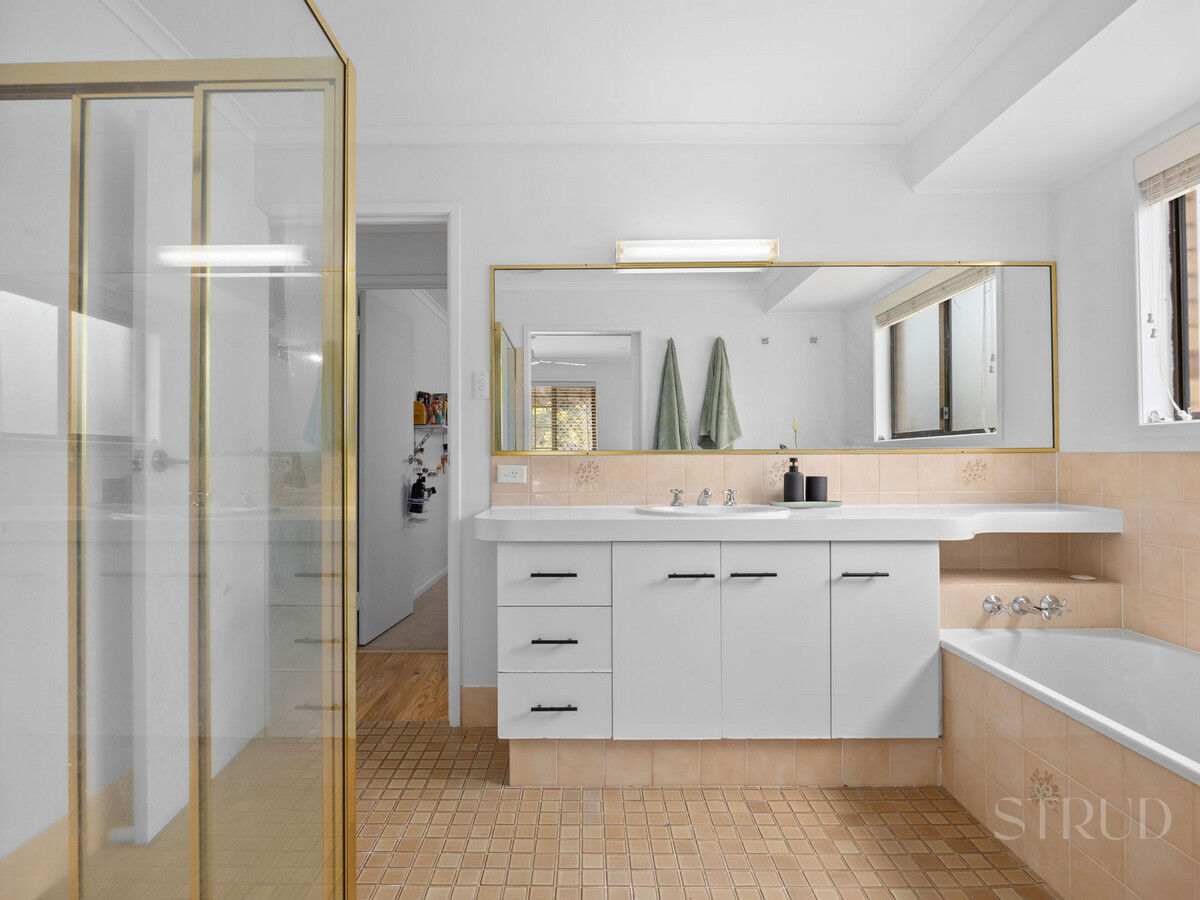 eyJ0eXAiOiJKV1QiLCJhbGciOiJIUzI1NiJ9.eyJzdGciOltbMTYsImh0dHBzOi8vYXUtY3JtLmNkbnMucmV4c29mdHdhcmUuY29tL2FwcC9saXZlc3RvcmUvYWNjb3VudHMvMzg2NC9saXN0aW5ncy80NzUyMjI2L2ltYWdlcy8yMi13ZWItb3ItbWxzLTYzLXdpbF83ZGU4LWI5ZTUtYTJjMS05NjRiLWNkYzEtYzIzOS00M2Y1LTQ5NDlfMjAyNTEwMjQwMzAzMzUuanBnIiwxXSxbMTYsImh0dHBzOi8vYXUtY3JtLmNkbnMucmV4c29mdHdhcmUuY29tL2FwcC9saXZlc3RvcmUvYWNjb3VudHMvMzg2NC93YXRlcm1hcmtzLzUwNy9pbWFnZXMvU3RydWQtV2hpdGVfZTFhNi0zYWY2LWVhYzEtYzUwNC1jOTExLWM1ZmEtZGNhMi1lMWJhXzIwMjIwNTIwMDExNzI1LnBuZyIsMV0sWzgsMjVdLFsxMixudWxsLDAuMDksMl0sWzYsImJvdHRvbS1yaWdodCIsMjUsMjVdXSwiaXNzIjoiNTFjZWJlMTItMTUzYy0xMWU5LTk4YTYtNmU0YTY3YzRmYTg3In0