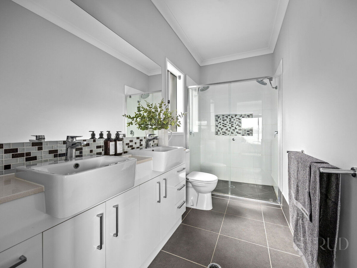 eyJ0eXAiOiJKV1QiLCJhbGciOiJIUzI1NiJ9.eyJzdGciOltbMTYsImh0dHBzOi8vYXUtY3JtLmNkbnMucmV4c29mdHdhcmUuY29tL2FwcC9saXZlc3RvcmUvYWNjb3VudHMvMzg2NC9saXN0aW5ncy80OTI4NjE1L2ltYWdlcy8xNy13ZWItb3ItbWxzLTU5LW5ldl81YzliLTAxYjEtN2ZhYS0yMzdlLWIxNTMtODFkNC01OGQ1LTNkYjVfMjAyNjAyMjQwNDI2MTguanBnIiwxXSxbMTYsImh0dHBzOi8vYXUtY3JtLmNkbnMucmV4c29mdHdhcmUuY29tL2FwcC9saXZlc3RvcmUvYWNjb3VudHMvMzg2NC93YXRlcm1hcmtzLzUwNy9pbWFnZXMvU3RydWQtV2hpdGVfZTFhNi0zYWY2LWVhYzEtYzUwNC1jOTExLWM1ZmEtZGNhMi1lMWJhXzIwMjIwNTIwMDExNzI1LnBuZyIsMV0sWzgsMjVdLFsxMixudWxsLDAuMDksMl0sWzYsImJvdHRvbS1yaWdodCIsMjUsMjVdXSwiaXNzIjoiNTFjZWJlMTItMTUzYy0xMWU5LTk4YTYtNmU0YTY3YzRmYTg3In0