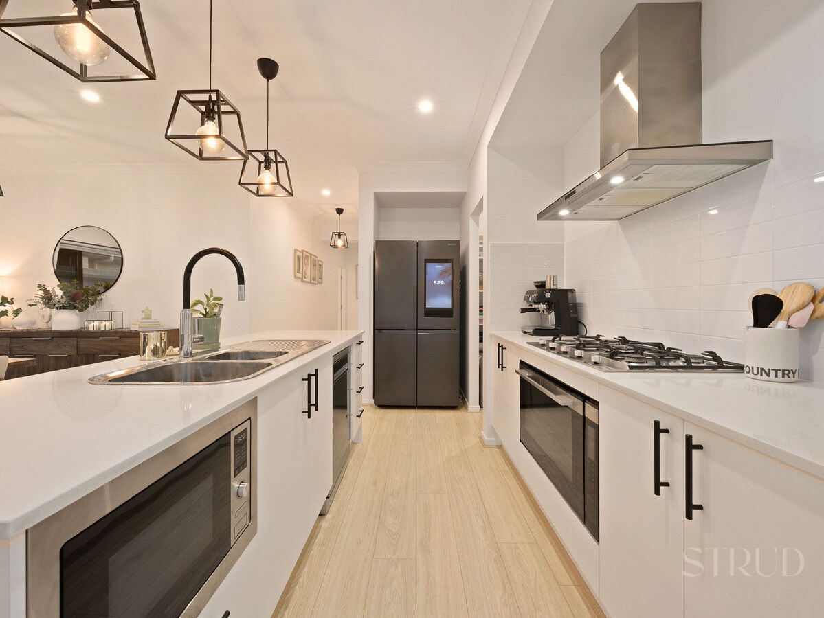 eyJ0eXAiOiJKV1QiLCJhbGciOiJIUzI1NiJ9.eyJzdGciOltbMTYsImh0dHBzOi8vYXUtY3JtLmNkbnMucmV4c29mdHdhcmUuY29tL2FwcC9saXZlc3RvcmUvYWNjb3VudHMvMzg2NC9saXN0aW5ncy80ODQxNjU1L2ltYWdlcy85LXdlYi1vci1tbHMtMTgtcm9obF9kZWYzLThhMzktMjQxMS01YWFkLWZjOGMtNzcyNi1kY2JlLTJiMzRfMjAyNTEyMTkwMjA0NTUuanBnIiwxXSxbMTYsImh0dHBzOi8vYXUtY3JtLmNkbnMucmV4c29mdHdhcmUuY29tL2FwcC9saXZlc3RvcmUvYWNjb3VudHMvMzg2NC93YXRlcm1hcmtzLzUwNy9pbWFnZXMvU3RydWQtV2hpdGVfZTFhNi0zYWY2LWVhYzEtYzUwNC1jOTExLWM1ZmEtZGNhMi1lMWJhXzIwMjIwNTIwMDExNzI1LnBuZyIsMV0sWzgsMjVdLFsxMixudWxsLDAuMDksMl0sWzYsImJvdHRvbS1yaWdodCIsMjUsMjVdXSwiaXNzIjoiNTFjZWJlMTItMTUzYy0xMWU5LTk4YTYtNmU0YTY3YzRmYTg3In0