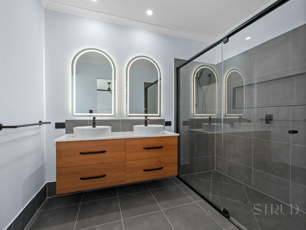 eyJ0eXAiOiJKV1QiLCJhbGciOiJIUzI1NiJ9.eyJzdGciOltbMTYsImh0dHBzOi8vYXUtY3JtLmNkbnMucmV4c29mdHdhcmUuY29tL2FwcC9saXZlc3RvcmUvYWNjb3VudHMvMzg2NC9saXN0aW5ncy80Nzk2MjgxL2ltYWdlcy8xNi13ZWItb3ItbWxzLTExLWNhbV82NzM3LTU4OTMtYjU0OC1iZWY0LTFlNzAtNThmYS03NDNkLWY5YTZfMjAyNjAxMDgwMTI0MjkuanBnIiwxXSxbMTYsImh0dHBzOi8vYXUtY3JtLmNkbnMucmV4c29mdHdhcmUuY29tL2FwcC9saXZlc3RvcmUvYWNjb3VudHMvMzg2NC93YXRlcm1hcmtzLzUwNy9pbWFnZXMvU3RydWQtV2hpdGVfZTFhNi0zYWY2LWVhYzEtYzUwNC1jOTExLWM1ZmEtZGNhMi1lMWJhXzIwMjIwNTIwMDExNzI1LnBuZyIsMV0sWzgsMjVdLFsxMixudWxsLDAuMDksMl0sWzYsImJvdHRvbS1yaWdodCIsMjUsMjVdXSwiaXNzIjoiNTFjZWJlMTItMTUzYy0xMWU5LTk4YTYtNmU0YTY3YzRmYTg3In0