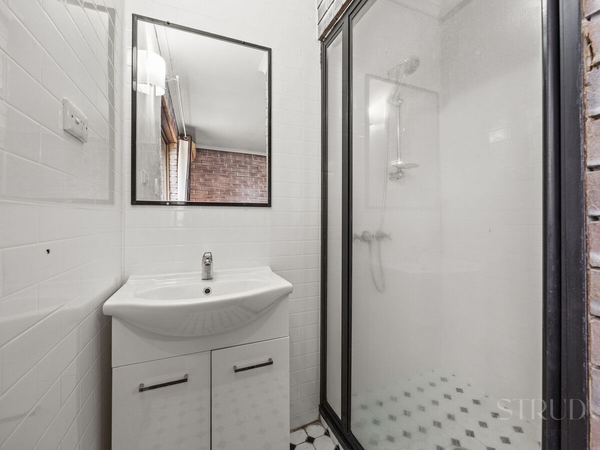 eyJ0eXAiOiJKV1QiLCJhbGciOiJIUzI1NiJ9.eyJzdGciOltbMTYsImh0dHBzOi8vYXUtY3JtLmNkbnMucmV4c29mdHdhcmUuY29tL2FwcC9saXZlc3RvcmUvYWNjb3VudHMvMzg2NC9saXN0aW5ncy80ODQ2OTExL2ltYWdlcy8yOC13ZWItb3ItbWxzLTQ2LWZyYV8yODY0LTEzMWYtOWY2MS1lY2ZkLTE1NWMtMzY1NS1lYjExLWQyYzRfMjAyNjAxMDkwMzU3NDkuanBnIiwxXSxbMTYsImh0dHBzOi8vYXUtY3JtLmNkbnMucmV4c29mdHdhcmUuY29tL2FwcC9saXZlc3RvcmUvYWNjb3VudHMvMzg2NC93YXRlcm1hcmtzLzUwNy9pbWFnZXMvU3RydWQtV2hpdGVfZTFhNi0zYWY2LWVhYzEtYzUwNC1jOTExLWM1ZmEtZGNhMi1lMWJhXzIwMjIwNTIwMDExNzI1LnBuZyIsMV0sWzgsMjVdLFsxMixudWxsLDAuMDksMl0sWzYsImJvdHRvbS1yaWdodCIsMjUsMjVdXSwiaXNzIjoiNTFjZWJlMTItMTUzYy0xMWU5LTk4YTYtNmU0YTY3YzRmYTg3In0