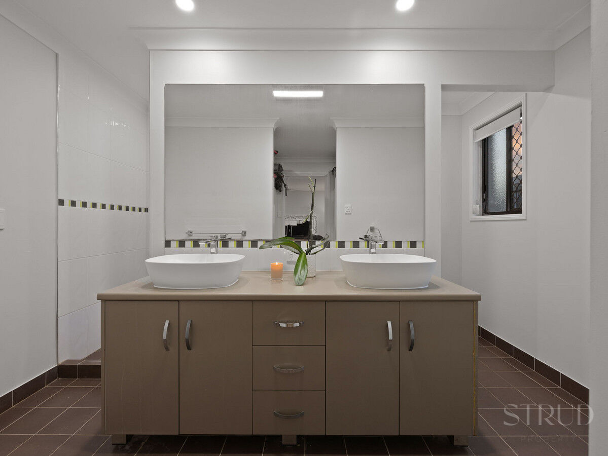 eyJ0eXAiOiJKV1QiLCJhbGciOiJIUzI1NiJ9.eyJzdGciOltbMTYsImh0dHBzOi8vYXUtY3JtLmNkbnMucmV4c29mdHdhcmUuY29tL2FwcC9saXZlc3RvcmUvYWNjb3VudHMvMzg2NC9saXN0aW5ncy80OTA5ODM1L2ltYWdlcy8yMC13ZWItb3ItbWxzLTE1LXRoYV9kMjJiLTkyOGUtNTVhNS03OThmLWMwNmYtODliMi1iM2E2LTc5ZTBfMjAyNjAzMTIwNDI3MDEuanBnIiwxXSxbMTYsImh0dHBzOi8vYXUtY3JtLmNkbnMucmV4c29mdHdhcmUuY29tL2FwcC9saXZlc3RvcmUvYWNjb3VudHMvMzg2NC93YXRlcm1hcmtzLzUwNy9pbWFnZXMvU3RydWQtV2hpdGVfZTFhNi0zYWY2LWVhYzEtYzUwNC1jOTExLWM1ZmEtZGNhMi1lMWJhXzIwMjIwNTIwMDExNzI1LnBuZyIsMV0sWzgsMjVdLFsxMixudWxsLDAuMDksMl0sWzYsImJvdHRvbS1yaWdodCIsMjUsMjVdXSwiaXNzIjoiNTFjZWJlMTItMTUzYy0xMWU5LTk4YTYtNmU0YTY3YzRmYTg3In0