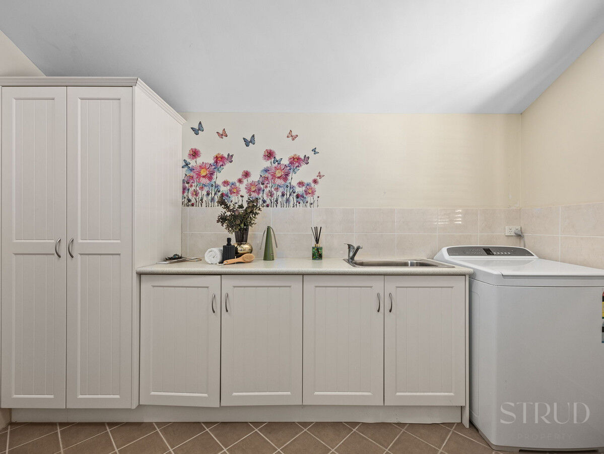 eyJ0eXAiOiJKV1QiLCJhbGciOiJIUzI1NiJ9.eyJzdGciOltbMTYsImh0dHBzOi8vYXUtY3JtLmNkbnMucmV4c29mdHdhcmUuY29tL2FwcC9saXZlc3RvcmUvYWNjb3VudHMvMzg2NC9saXN0aW5ncy80ODU0ODU5L2ltYWdlcy8yNi13ZWItb3ItbWxzLTctYWR2YV85N2M4LTlkMTMtMzRmZi04NjU2LWQ5ZDUtMTg4My1hNjA4LWI0ZDhfMjAyNjAxMjkwMjU2NTQuanBnIiwxXSxbMTYsImh0dHBzOi8vYXUtY3JtLmNkbnMucmV4c29mdHdhcmUuY29tL2FwcC9saXZlc3RvcmUvYWNjb3VudHMvMzg2NC93YXRlcm1hcmtzLzUwNy9pbWFnZXMvU3RydWQtV2hpdGVfZTFhNi0zYWY2LWVhYzEtYzUwNC1jOTExLWM1ZmEtZGNhMi1lMWJhXzIwMjIwNTIwMDExNzI1LnBuZyIsMV0sWzgsMjVdLFsxMixudWxsLDAuMDksMl0sWzYsImJvdHRvbS1yaWdodCIsMjUsMjVdXSwiaXNzIjoiNTFjZWJlMTItMTUzYy0xMWU5LTk4YTYtNmU0YTY3YzRmYTg3In0