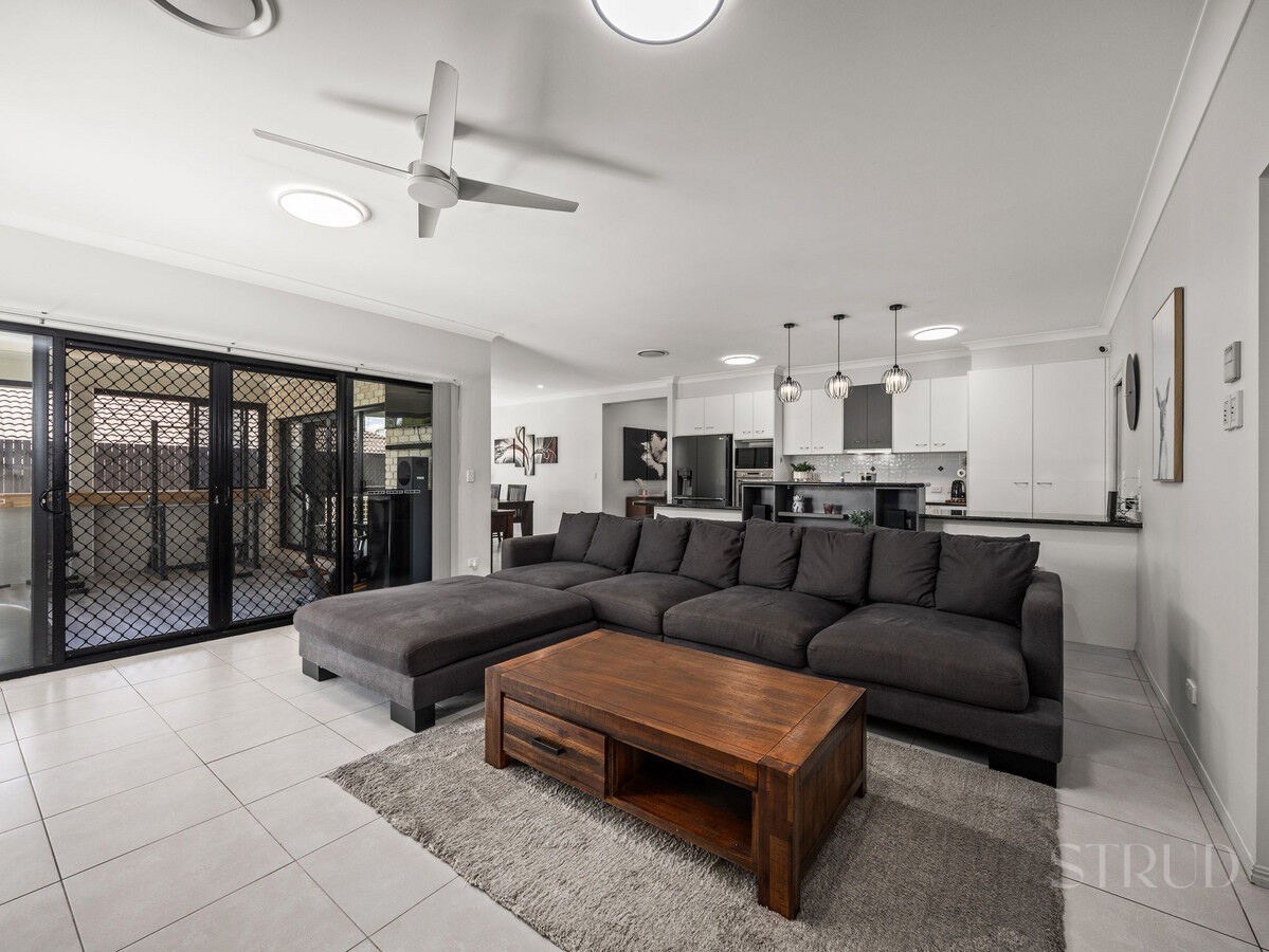 eyJ0eXAiOiJKV1QiLCJhbGciOiJIUzI1NiJ9.eyJzdGciOltbMTYsImh0dHBzOi8vYXUtY3JtLmNkbnMucmV4c29mdHdhcmUuY29tL2FwcC9saXZlc3RvcmUvYWNjb3VudHMvMzg2NC9saXN0aW5ncy80OTkyNjkwL2ltYWdlcy8xNy13ZWItb3ItbWxzLTkzLXJvY19kOWU0LWVkMDEtMjdjMS0zMjA4LTY4Y2MtZjNmZC1iMzYxLTYwMjlfMjAyNjAzMjYwMTM0MTAuanBnIiwxXSxbMTYsImh0dHBzOi8vYXUtY3JtLmNkbnMucmV4c29mdHdhcmUuY29tL2FwcC9saXZlc3RvcmUvYWNjb3VudHMvMzg2NC93YXRlcm1hcmtzLzUwNy9pbWFnZXMvU3RydWQtV2hpdGVfZTFhNi0zYWY2LWVhYzEtYzUwNC1jOTExLWM1ZmEtZGNhMi1lMWJhXzIwMjIwNTIwMDExNzI1LnBuZyIsMV0sWzgsMjVdLFsxMixudWxsLDAuMDksMl0sWzYsImJvdHRvbS1yaWdodCIsMjUsMjVdXSwiaXNzIjoiNTFjZWJlMTItMTUzYy0xMWU5LTk4YTYtNmU0YTY3YzRmYTg3In0