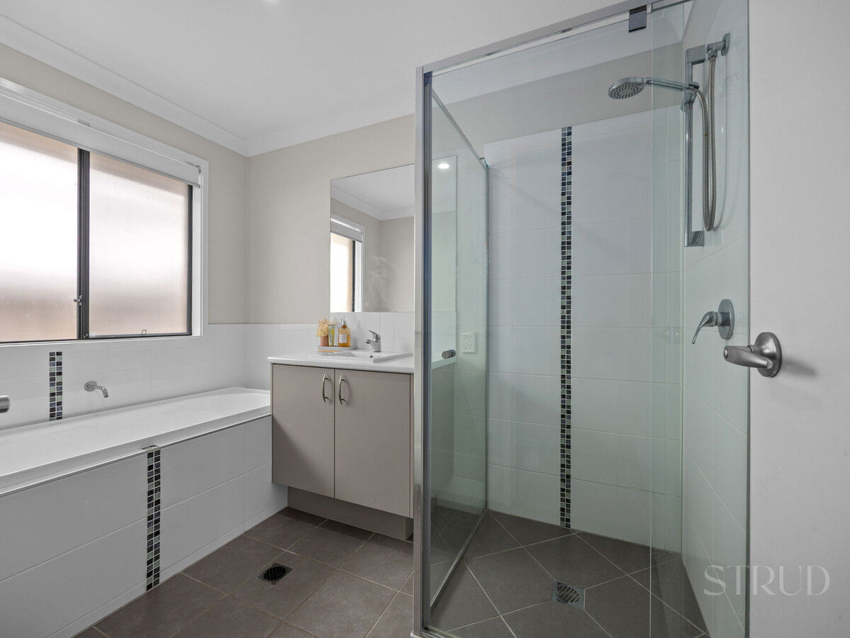 eyJ0eXAiOiJKV1QiLCJhbGciOiJIUzI1NiJ9.eyJzdGciOltbMTYsImh0dHBzOi8vYXUtY3JtLmNkbnMucmV4c29mdHdhcmUuY29tL2FwcC9saXZlc3RvcmUvYWNjb3VudHMvMzg2NC9saXN0aW5ncy80ODYwMTg0L2ltYWdlcy8xNy13ZWItb3ItbWxzLTg1LWJlcl81NTRhLWIzNzEtN2FhNC05M2E4LWU3Y2UtYzJlYy0wNDgyLTM4NzdfMjAyNjAyMDIxMjM4MzQuanBnIiwxXSxbMTYsImh0dHBzOi8vYXUtY3JtLmNkbnMucmV4c29mdHdhcmUuY29tL2FwcC9saXZlc3RvcmUvYWNjb3VudHMvMzg2NC93YXRlcm1hcmtzLzUwNy9pbWFnZXMvU3RydWQtV2hpdGVfZTFhNi0zYWY2LWVhYzEtYzUwNC1jOTExLWM1ZmEtZGNhMi1lMWJhXzIwMjIwNTIwMDExNzI1LnBuZyIsMV0sWzgsMjVdLFsxMixudWxsLDAuMDksMl0sWzYsImJvdHRvbS1yaWdodCIsMjUsMjVdXSwiaXNzIjoiNTFjZWJlMTItMTUzYy0xMWU5LTk4YTYtNmU0YTY3YzRmYTg3In0