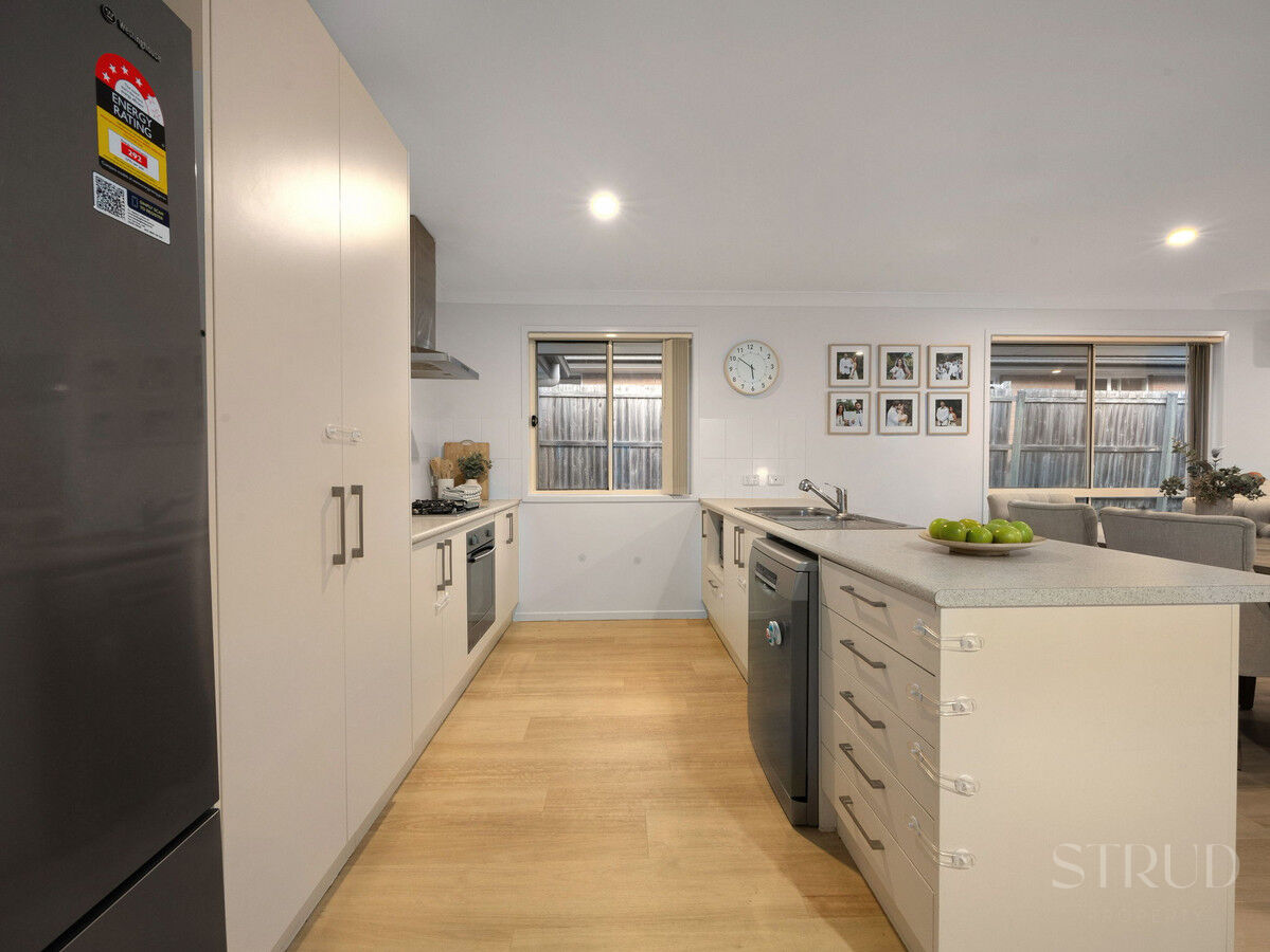 eyJ0eXAiOiJKV1QiLCJhbGciOiJIUzI1NiJ9.eyJzdGciOltbMTYsImh0dHBzOi8vYXUtY3JtLmNkbnMucmV4c29mdHdhcmUuY29tL2FwcC9saXZlc3RvcmUvYWNjb3VudHMvMzg2NC9saXN0aW5ncy80OTkxMzgzL2ltYWdlcy85LXdlYi1vci1tbHMtMzQtaGFsbF85OWZmLTdlODctYWRlNi04MDk0LWE0ZTctM2ViYS0xODg1LTllMTdfMjAyNjAzMzAwMjM1MDEuanBnIiwxXSxbMTYsImh0dHBzOi8vYXUtY3JtLmNkbnMucmV4c29mdHdhcmUuY29tL2FwcC9saXZlc3RvcmUvYWNjb3VudHMvMzg2NC93YXRlcm1hcmtzLzUwNy9pbWFnZXMvU3RydWQtV2hpdGVfZTFhNi0zYWY2LWVhYzEtYzUwNC1jOTExLWM1ZmEtZGNhMi1lMWJhXzIwMjIwNTIwMDExNzI1LnBuZyIsMV0sWzgsMjVdLFsxMixudWxsLDAuMDksMl0sWzYsImJvdHRvbS1yaWdodCIsMjUsMjVdXSwiaXNzIjoiNTFjZWJlMTItMTUzYy0xMWU5LTk4YTYtNmU0YTY3YzRmYTg3In0