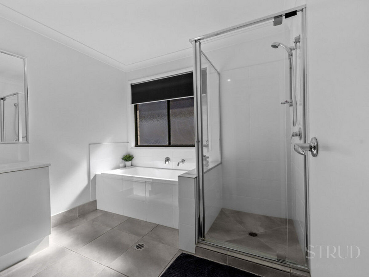 eyJ0eXAiOiJKV1QiLCJhbGciOiJIUzI1NiJ9.eyJzdGciOltbMTYsImh0dHBzOi8vYXUtY3JtLmNkbnMucmV4c29mdHdhcmUuY29tL2FwcC9saXZlc3RvcmUvYWNjb3VudHMvMzg2NC9saXN0aW5ncy81MDQ0NzYzL2ltYWdlcy8xOC13ZWItb3ItbWxzLTEzLXd5bl82YzYxLWZmZjItNDFlMy1iMWM0LTZkNTQtN2FjMi04NGU4LTZiMDBfMjAyNjAzMzEwMjUxMDEuanBnIiwxXSxbMTYsImh0dHBzOi8vYXUtY3JtLmNkbnMucmV4c29mdHdhcmUuY29tL2FwcC9saXZlc3RvcmUvYWNjb3VudHMvMzg2NC93YXRlcm1hcmtzLzUwNy9pbWFnZXMvU3RydWQtV2hpdGVfZTFhNi0zYWY2LWVhYzEtYzUwNC1jOTExLWM1ZmEtZGNhMi1lMWJhXzIwMjIwNTIwMDExNzI1LnBuZyIsMV0sWzgsMjVdLFsxMixudWxsLDAuMDksMl0sWzYsImJvdHRvbS1yaWdodCIsMjUsMjVdXSwiaXNzIjoiNTFjZWJlMTItMTUzYy0xMWU5LTk4YTYtNmU0YTY3YzRmYTg3In0