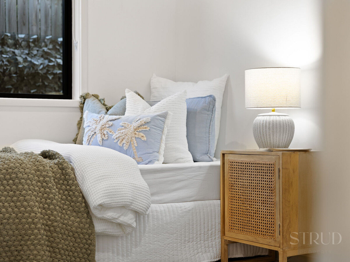 eyJ0eXAiOiJKV1QiLCJhbGciOiJIUzI1NiJ9.eyJzdGciOltbMTYsImh0dHBzOi8vYXUtY3JtLmNkbnMucmV4c29mdHdhcmUuY29tL2FwcC9saXZlc3RvcmUvYWNjb3VudHMvMzg2NC9saXN0aW5ncy80ODc3NjY0L2ltYWdlcy8xNi13ZWItb3ItbWxzLTYtdHJldl9kMWE2LTNhMDMtMWI0My0wM2NjLTEwYTgtYzdjMC1lZDIxLWE3NmVfMjAyNjA0MDIwNjUzMTQuanBnIiwxXSxbMTYsImh0dHBzOi8vYXUtY3JtLmNkbnMucmV4c29mdHdhcmUuY29tL2FwcC9saXZlc3RvcmUvYWNjb3VudHMvMzg2NC93YXRlcm1hcmtzLzUwNy9pbWFnZXMvU3RydWQtV2hpdGVfZTFhNi0zYWY2LWVhYzEtYzUwNC1jOTExLWM1ZmEtZGNhMi1lMWJhXzIwMjIwNTIwMDExNzI1LnBuZyIsMV0sWzgsMjVdLFsxMixudWxsLDAuMDksMl0sWzYsImJvdHRvbS1yaWdodCIsMjUsMjVdXSwiaXNzIjoiNTFjZWJlMTItMTUzYy0xMWU5LTk4YTYtNmU0YTY3YzRmYTg3In0