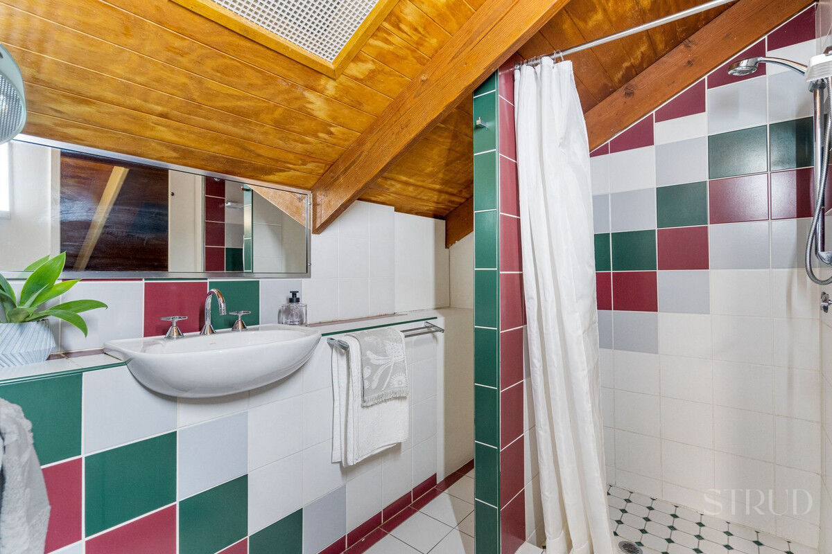 eyJ0eXAiOiJKV1QiLCJhbGciOiJIUzI1NiJ9.eyJzdGciOltbMTYsImh0dHBzOi8vYXUtY3JtLmNkbnMucmV4c29mdHdhcmUuY29tL2FwcC9saXZlc3RvcmUvYWNjb3VudHMvMzg2NC9saXN0aW5ncy80MDIzNzQyL2ltYWdlcy8yNS1MYW5zZG93bmUtV2F5LUNodV8wZDlkLWIyNDMtNTY0Ny1hZDUwLTk0NDEtODdiOC1mZjQwLTQ2YjhfMjAyNDA0MDYwNDM0NTEuanBnIiwxXSxbMTYsImh0dHBzOi8vYXUtY3JtLmNkbnMucmV4c29mdHdhcmUuY29tL2FwcC9saXZlc3RvcmUvYWNjb3VudHMvMzg2NC93YXRlcm1hcmtzLzUwNy9pbWFnZXMvU3RydWQtV2hpdGVfZTFhNi0zYWY2LWVhYzEtYzUwNC1jOTExLWM1ZmEtZGNhMi1lMWJhXzIwMjIwNTIwMDExNzI1LnBuZyIsMV0sWzgsMjVdLFsxMixudWxsLDAuMDksMl0sWzYsImJvdHRvbS1yaWdodCIsMjUsMjVdXSwiaXNzIjoiNTFjZWJlMTItMTUzYy0xMWU5LTk4YTYtNmU0YTY3YzRmYTg3In0