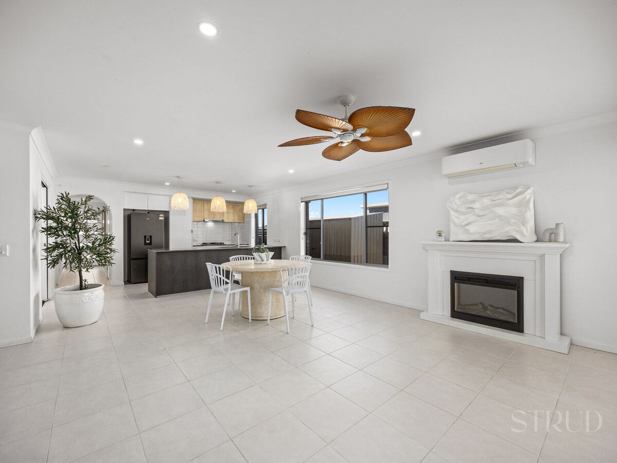 eyJ0eXAiOiJKV1QiLCJhbGciOiJIUzI1NiJ9.eyJzdGciOltbMTYsImh0dHBzOi8vYXUtY3JtLmNkbnMucmV4c29mdHdhcmUuY29tL2FwcC9saXZlc3RvcmUvYWNjb3VudHMvMzg2NC9saXN0aW5ncy81MDc3MzAwL2ltYWdlcy8xMC13ZWItb3ItbWxzLTctY2hhbV85Zjk5LWNiYzQtZmEzZC1jZWJmLTg2NzAtNTdiYS00NmUxLTA3NGNfMjAyNjA0MjkwMTI3MjMuanBnIiwxXSxbMTYsImh0dHBzOi8vYXUtY3JtLmNkbnMucmV4c29mdHdhcmUuY29tL2FwcC9saXZlc3RvcmUvYWNjb3VudHMvMzg2NC93YXRlcm1hcmtzLzUwNy9pbWFnZXMvU3RydWQtV2hpdGVfZTFhNi0zYWY2LWVhYzEtYzUwNC1jOTExLWM1ZmEtZGNhMi1lMWJhXzIwMjIwNTIwMDExNzI1LnBuZyIsMV0sWzgsMjVdLFsxMixudWxsLDAuMDksMl0sWzYsImJvdHRvbS1yaWdodCIsMjUsMjVdXSwiaXNzIjoiNTFjZWJlMTItMTUzYy0xMWU5LTk4YTYtNmU0YTY3YzRmYTg3In0